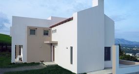 House at the village of Athanatoi